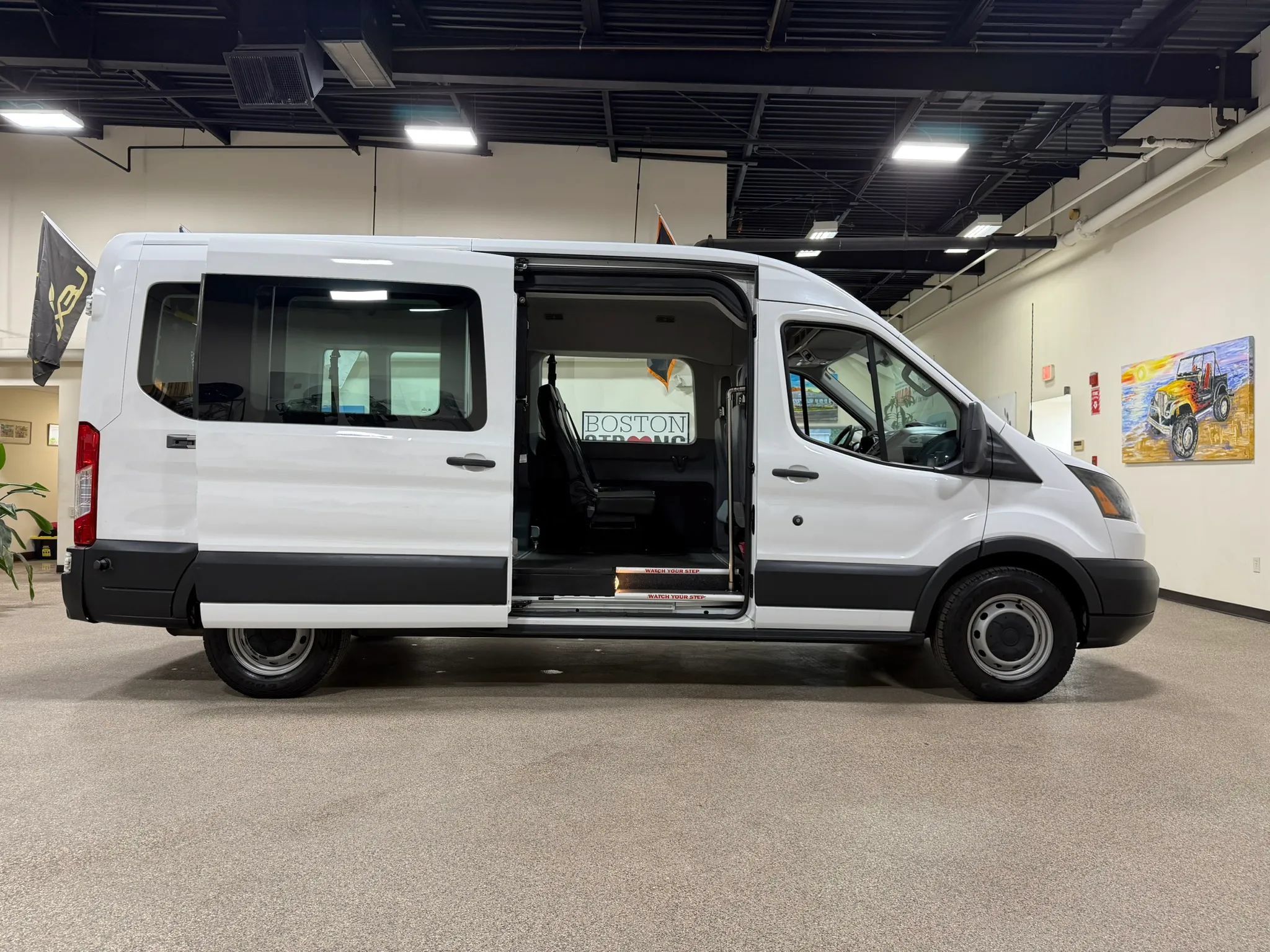 Used 2015 Ford Transit 350 XL RWD image 22