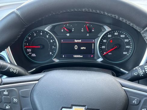 Used 2019 Chevrolet Equinox Premier AWD/4WD image 24
