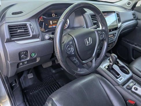 Used 2019 Honda Ridgeline RTL-T image 8