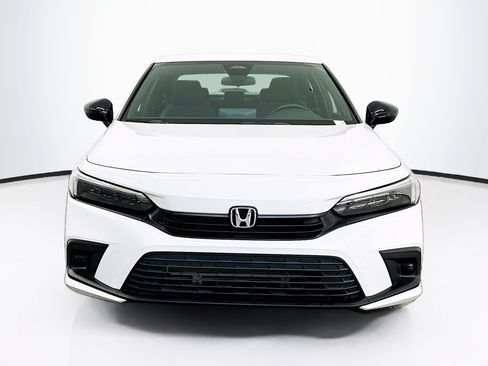 Used 2024 Honda Civic Sport image 2