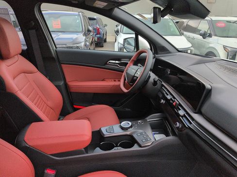 New 2026 Kia Sportage EX image 7