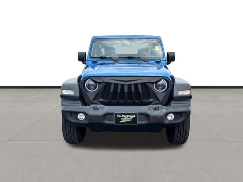 Certified 2022 Jeep Wrangler Sport AWD/4WD image 2