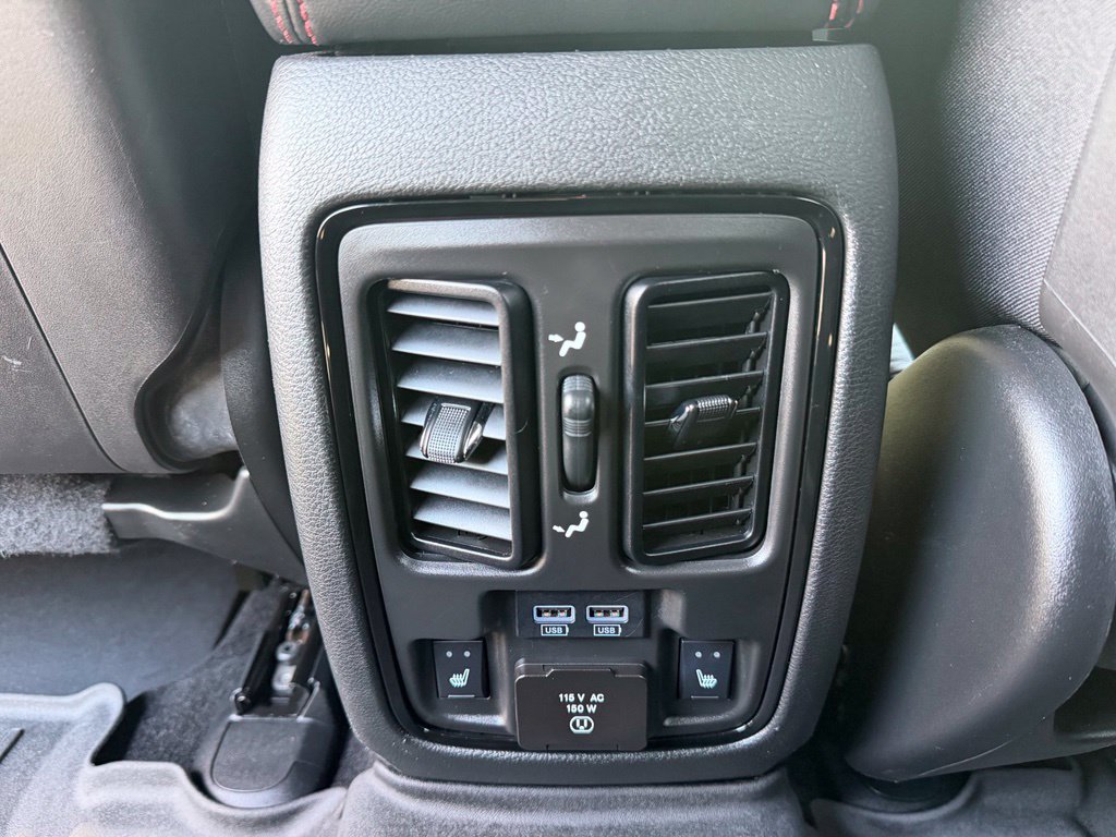 Used 2021 Dodge Durango R/T w/ Blacktop Package AWD/4WD image 23