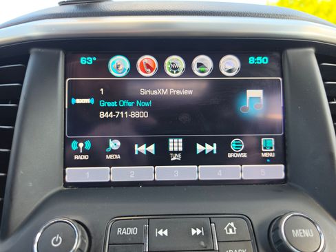 Used 2018 GMC Acadia SLT AWD/4WD image 19