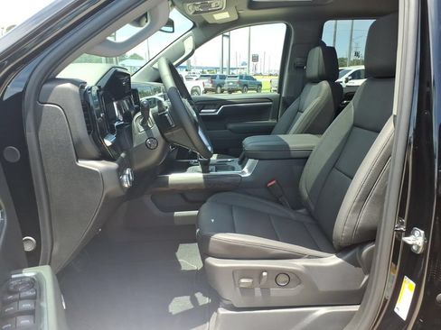 New 2026 GMC Sierra 1500 SLT w/ SLT Premium Plus Package AWD/4WD image 12