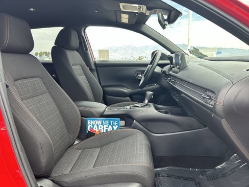 Certified 2025 Honda HR-V Sport image 25