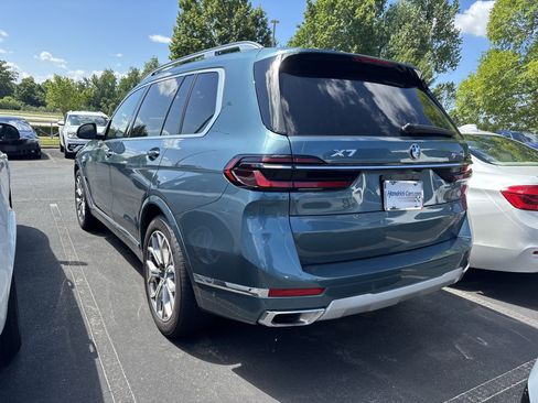 Used 2026 BMW X7 xDrive40i AWD/4WD image 18