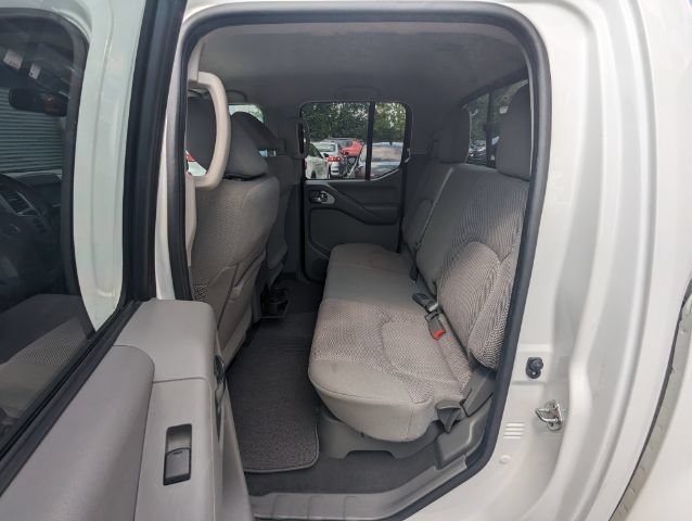 Used 2021 Nissan Frontier SV RWD image 18