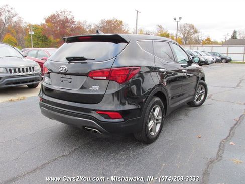 Used 2017 Hyundai Santa Fe Sport image 4