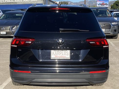 Used 2022 Volkswagen Tiguan SE image 10