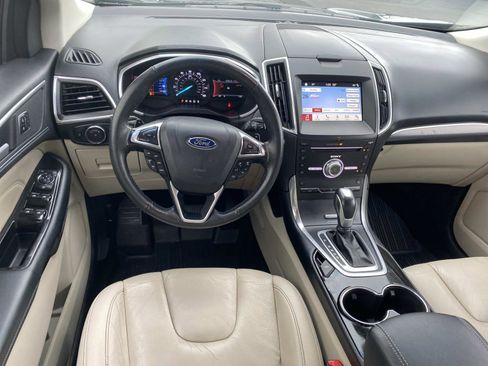 Used 2017 Ford Edge Titanium w/ Technology Package image 15