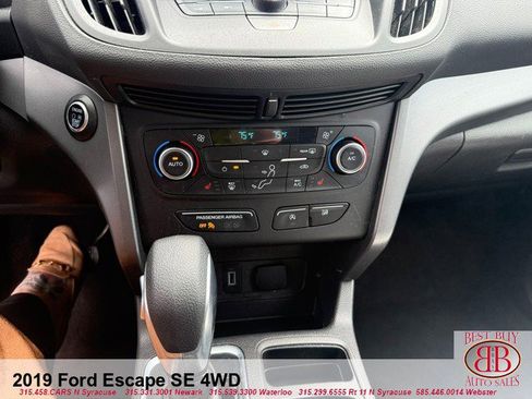 Used 2019 Ford Escape SE AWD/4WD image 69
