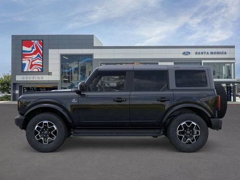 New 2026 Ford Bronco Outer Banks AWD/4WD image 3
