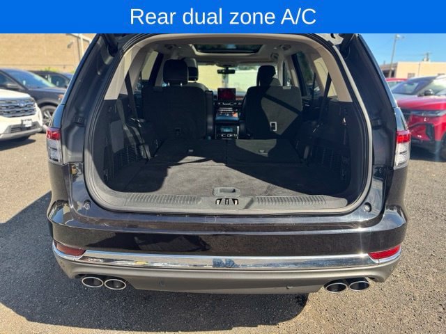 Certified 2023 Lincoln Aviator Reserve w/ Elements Package Plus AWD/4WD image 28
