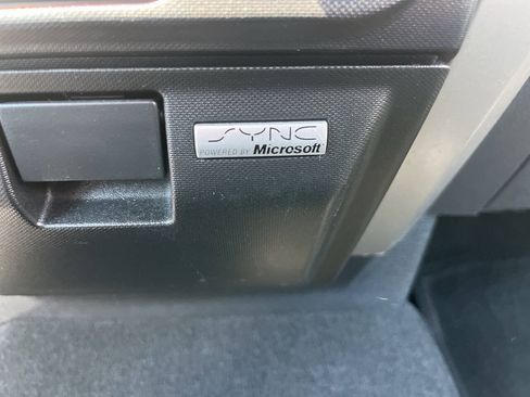Used 2013 Ford F150 XLT w/ Mid Equipment Group AWD/4WD image 23