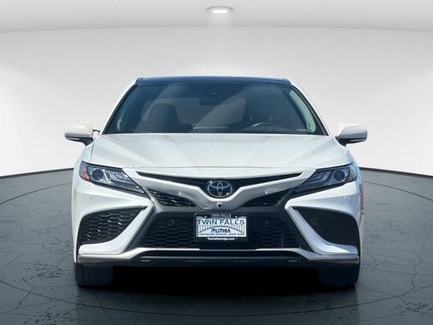 Used 2022 Toyota Camry XSE w/ Navigation Package AWD/4WD image 10