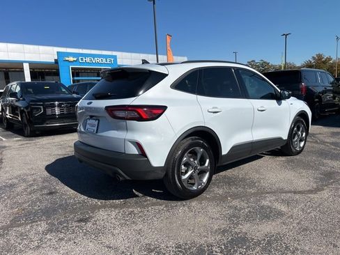 Used 2025 Ford Escape ST-Line image 3