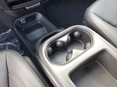 New 2026 Chrysler Voyager LX image 25