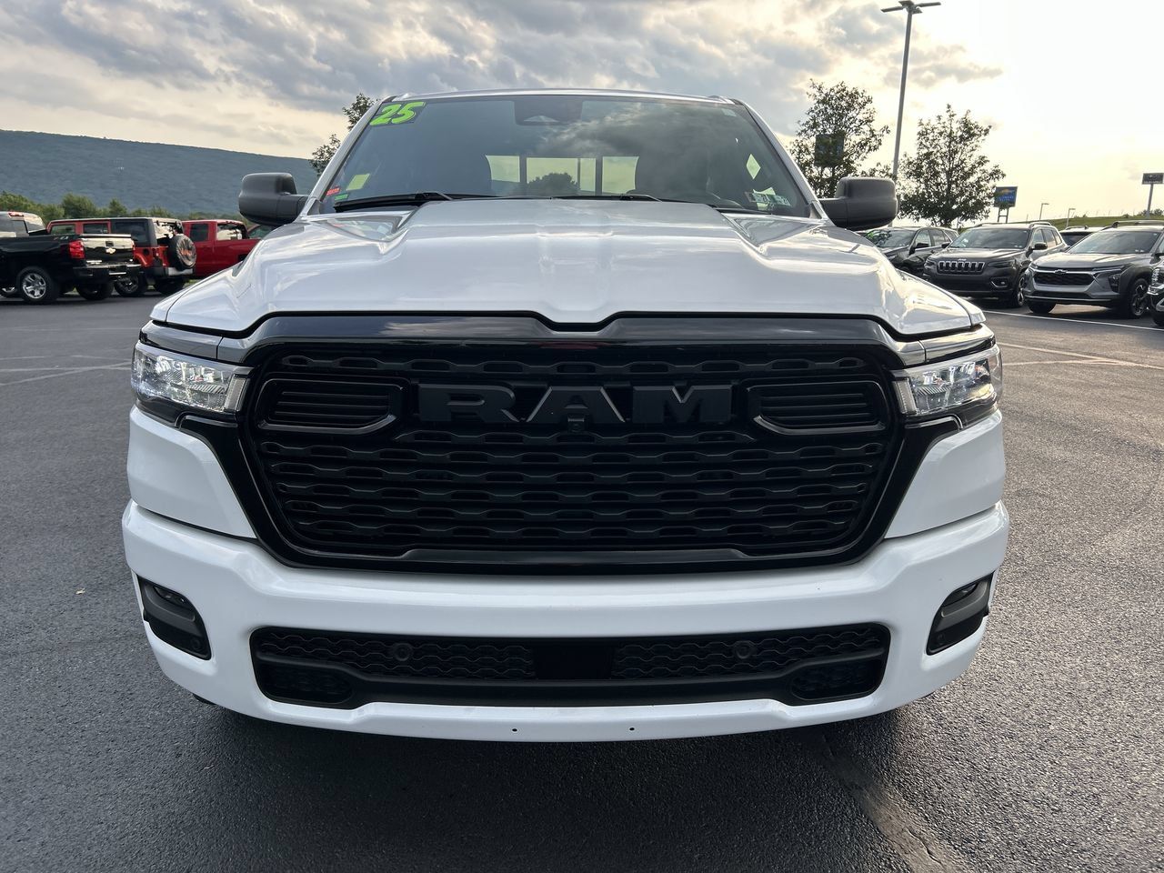 Used 2025 RAM 1500 Tradesman w/ Night Edition AWD/4WD image 14