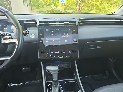 Used 2023 Hyundai Tucson SEL w/ Convenience Package AWD/4WD image 22
