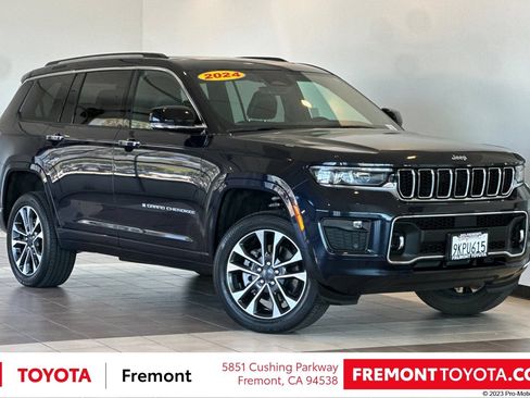 Used 2024 Jeep Grand Cherokee L Overland w/ Trailer Tow Package AWD/4WD image 1