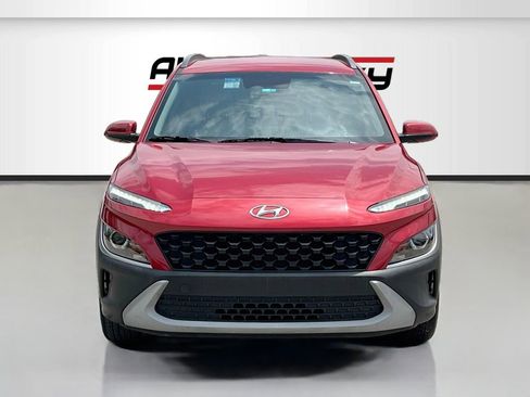 Used 2023 Hyundai Kona SEL FWD image 2