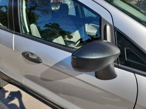 Used 2021 Ford EcoSport S image 11