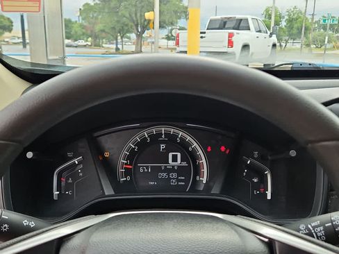 Used 2018 Honda CR-V LX image 22