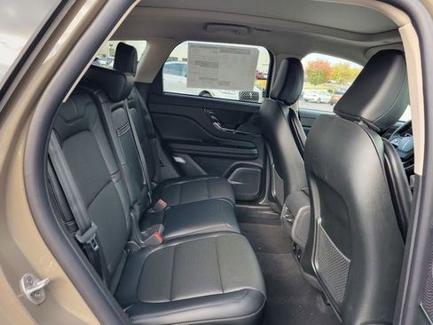 New 2026 Lincoln Corsair Premiere image 20