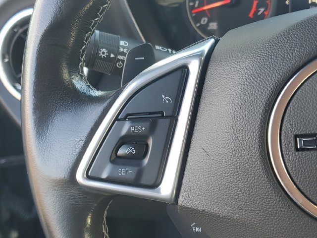 Certified 2020 Chevrolet Camaro LT RWD image 16