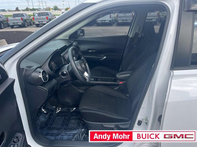 Used 2023 Nissan Kicks SV FWD image 24