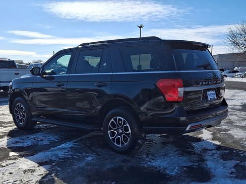 Certified 2024 Ford Expedition XLT image 4