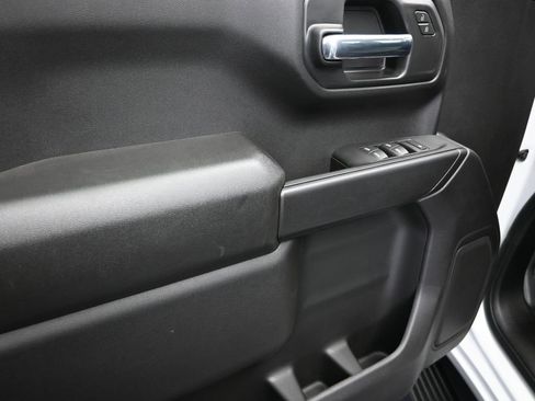 New 2026 Chevrolet Silverado 1500 W/T image 11