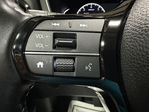Used 2023 Honda Pilot EX-L image 19