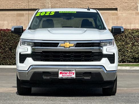 Used 2025 Chevrolet Silverado 1500 LT image 9