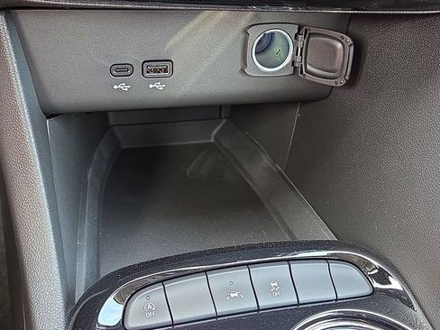 New 2026 Buick Encore GX Sport Touring image 11