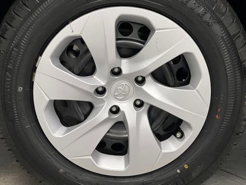 Used 2024 Toyota RAV4 LE image 57