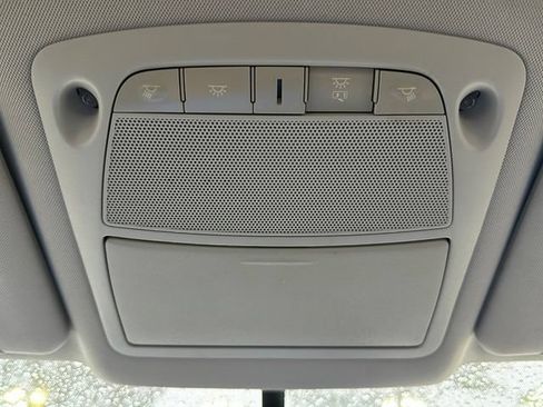 Used 2015 Nissan Rogue S FWD image 37