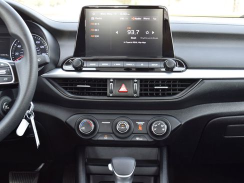 Used 2023 Kia Forte LXS FWD image 11