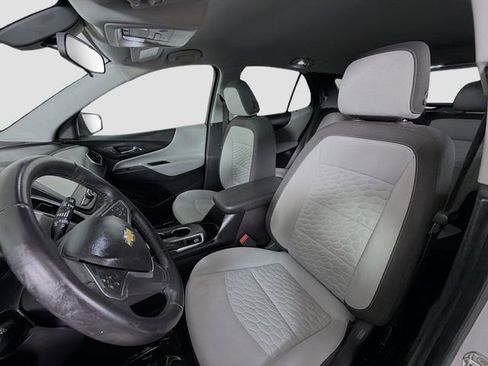 Used 2018 Chevrolet Equinox LT FWD image 11
