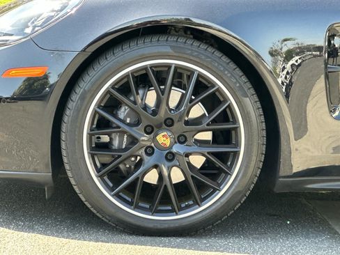 Certified 2023 Porsche Panamera Platinum Edition RWD image 30