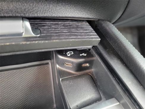 Used 2022 Mercedes-Benz GLE 450 GLE 450 image 27