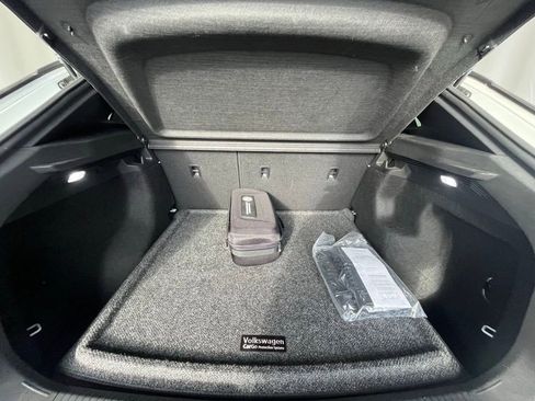 Used 2023 Volkswagen ID.4 Pro image 25