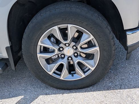 Used 2020 Chevrolet Silverado 1500 LT w/ All-Star Edition AWD/4WD image 11