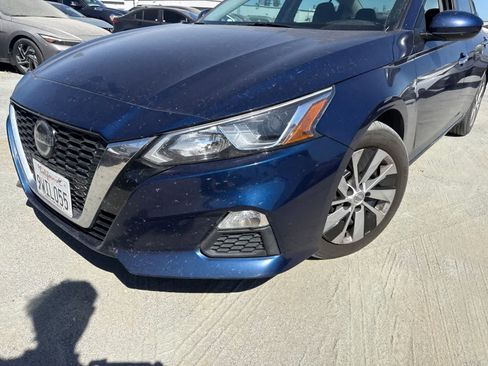 Used 2021 Nissan Altima 2.5 S FWD image 9