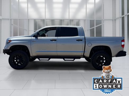 Used 2019 Toyota Tundra SR5 w/ SR5 Upgrade Package RWD image 3