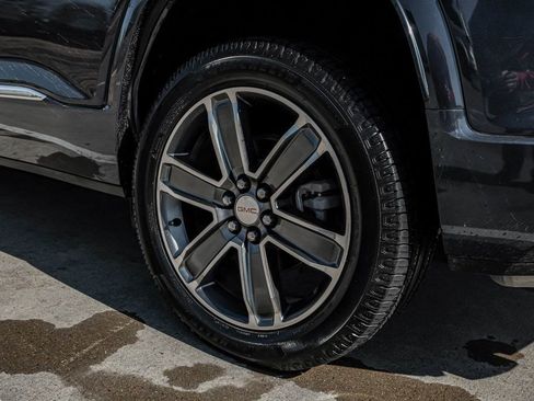 Used 2018 GMC Acadia Denali w/ Technology Package image 66