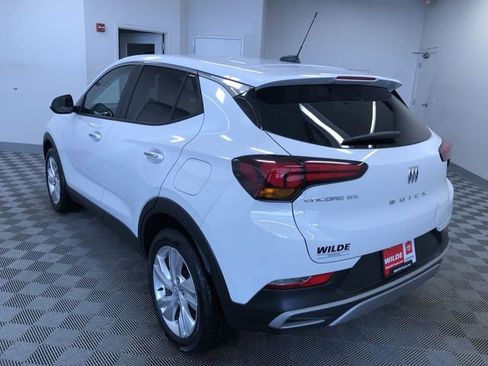 Used 2025 Buick Encore GX Preferred image 13
