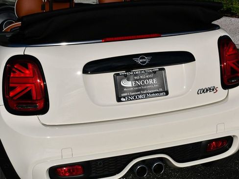 Used 2021 MINI Cooper S image 10