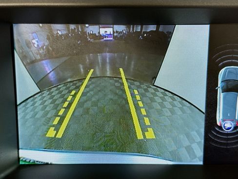 Used 2016 Volvo XC60 T5 Platinum w/ Protection Package image 18